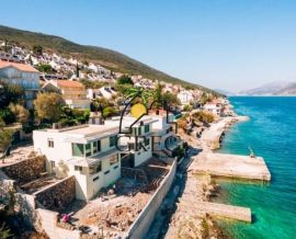 Posiadłość marzeń na wybrzeżu - nieruchomości w Chorwacji i Czarnogórze