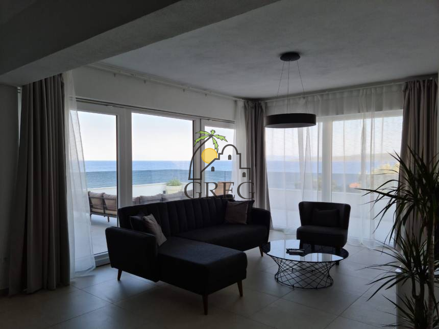 Croatia, Island of Hvar,  - Apartment building, for sale