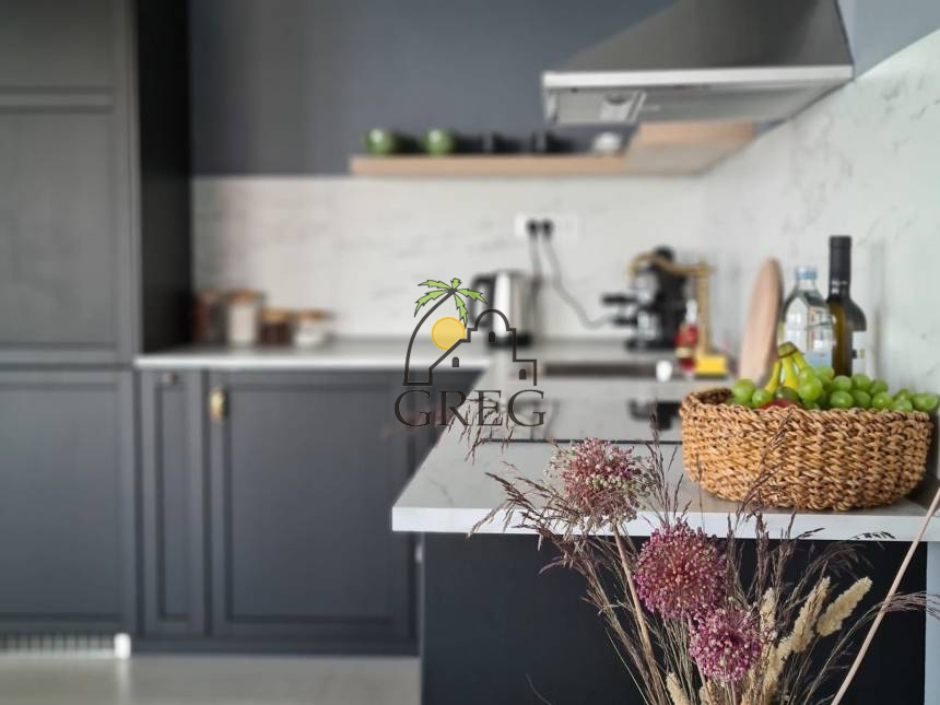 Croatia, Island of Hvar,  - Apartment building, for sale