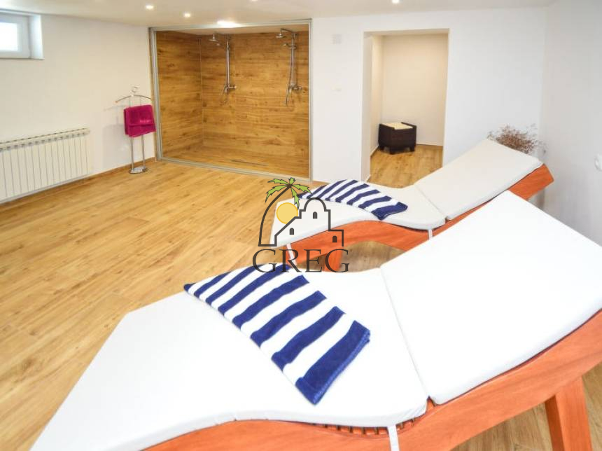 Croatia, North Dalmatia, Tribunj - House, for sale