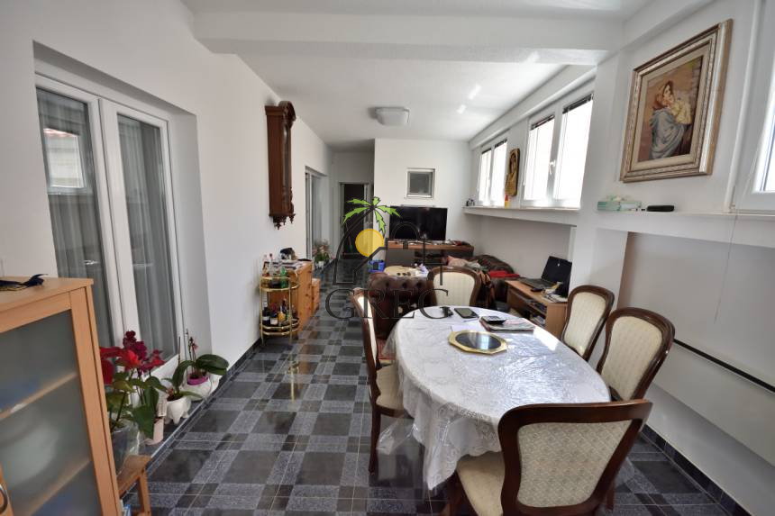 Chorwacja, Dalmacja Północna, Tribunj - Apartamentowiec, na sprzedaż