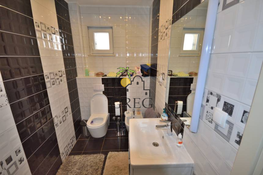 Chorwacja, Dalmacja Północna, Tribunj - Apartamentowiec, na sprzedaż