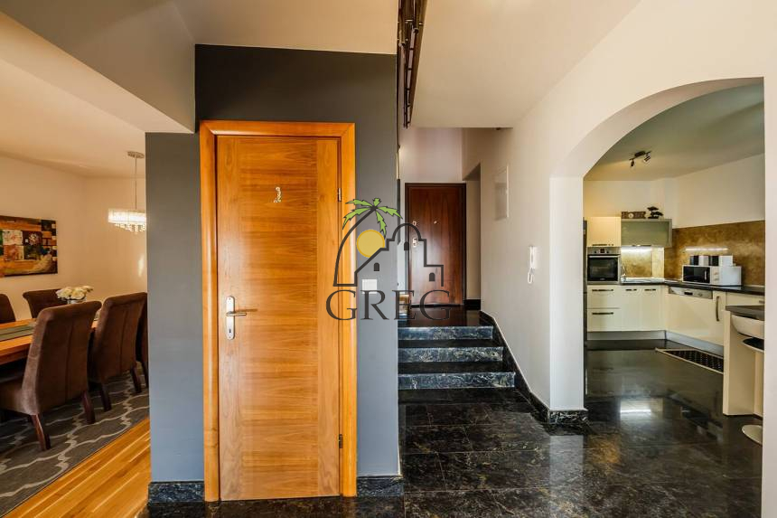 Chorwacja, Dalmacja Środkowa,  - Dom, na sprzedaż