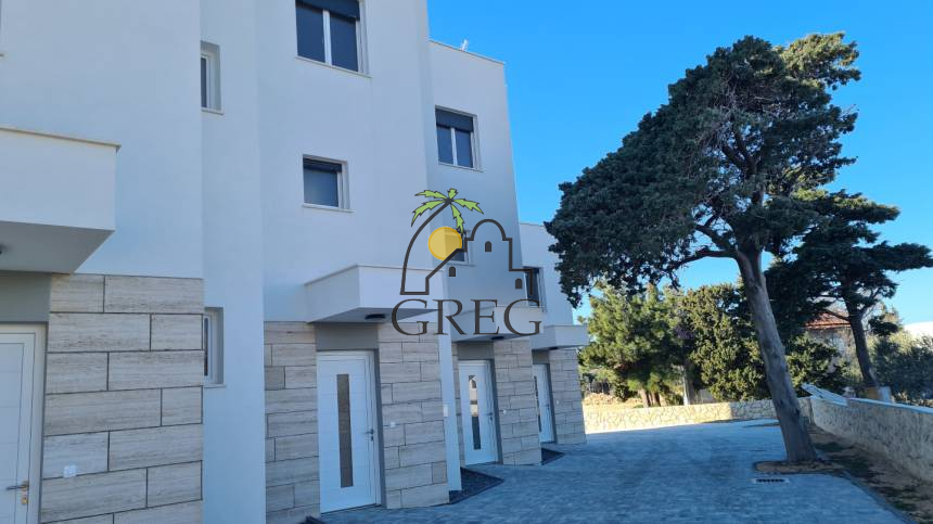 Croatia, Island of Pag,  - Townhouse, for sale