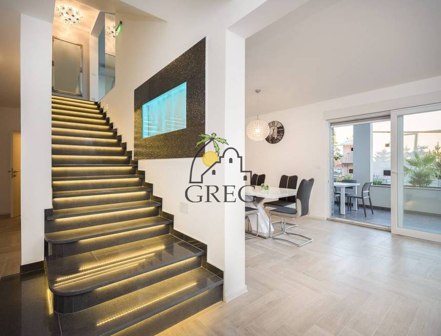 Chorwacja, Dalmacja Środkowa,  - Dom, na sprzedaż