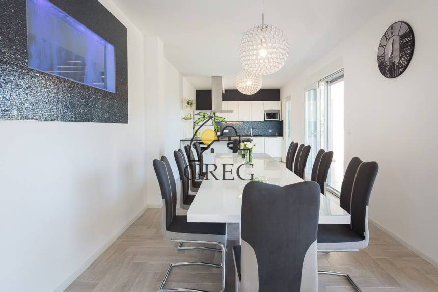 Chorwacja, Dalmacja Środkowa,  - Dom, na sprzedaż