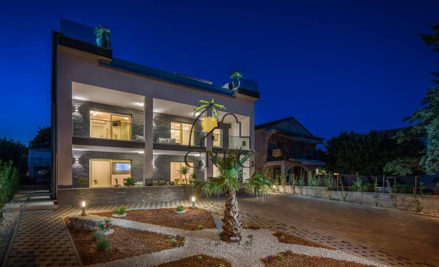 Chorwacja, Dalmacja Środkowa,  - Dom, na sprzedaż