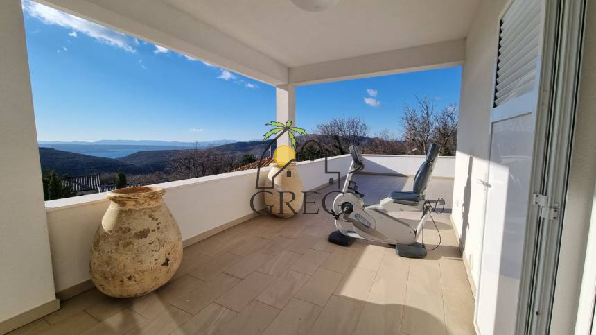 Croatia, Kvarner, Crikvenica - Apartment building, for sale