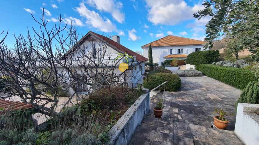 Croatia, Kvarner, Crikvenica - Apartment building, for sale