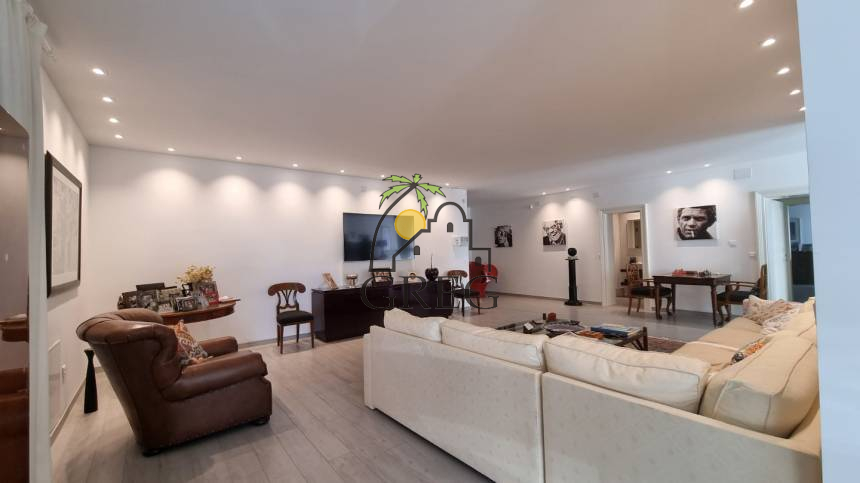 Croatia, Kvarner, Crikvenica - Apartment building, for sale