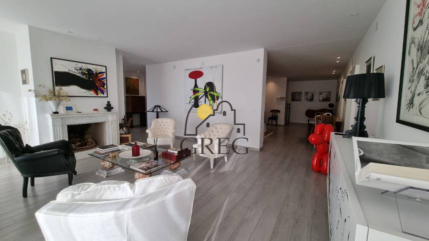 Croatia, Kvarner, Crikvenica - Apartment building, for sale