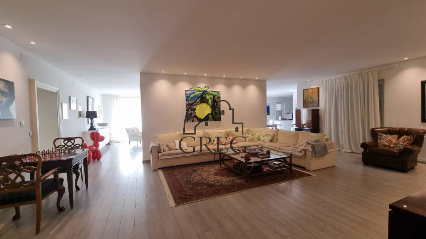 Croatia, Kvarner, Crikvenica - Apartment building, for sale