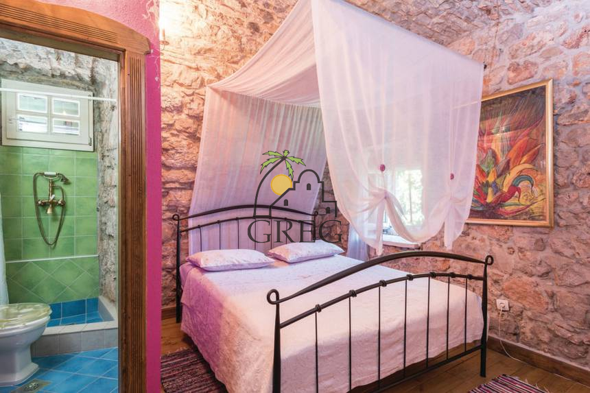 Croatia, Pelješac Peninsula,  - Stone house, for sale