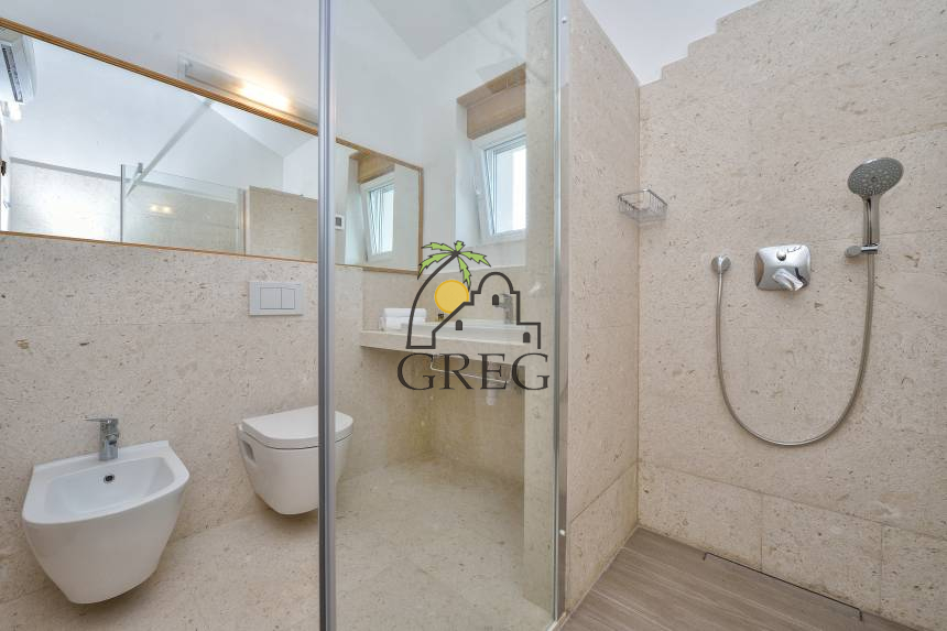 Croatia, North Dalmatia,  - House, for sale