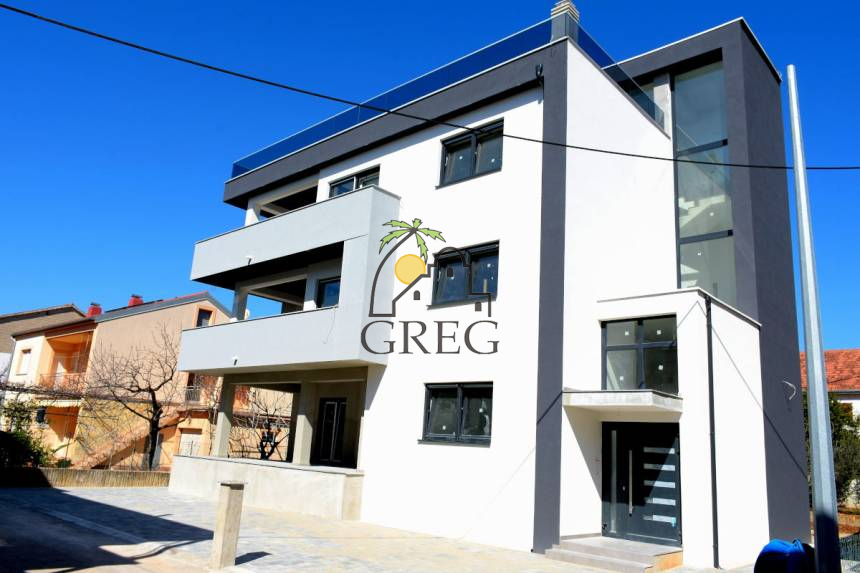 Croatia, North Dalmatia, Vodice - Apartment, for sale