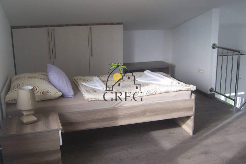 Chorwacja, Dalmacja Środkowa,  - Apartamentowiec, na sprzedaż