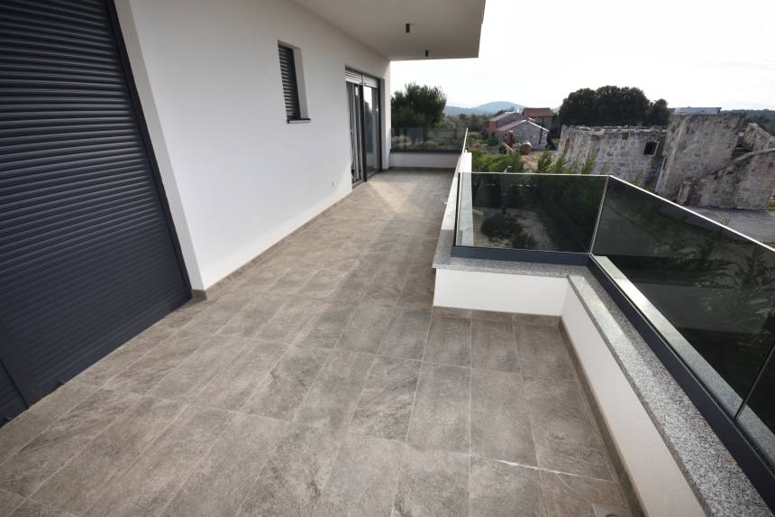 Croatia, North Dalmatia,  - Semi-detached house, for sale