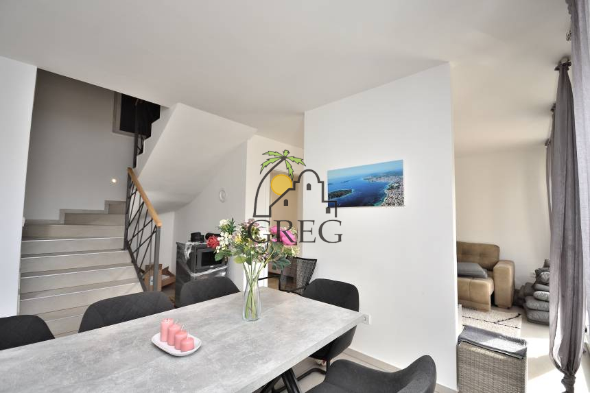 Croatia, North Dalmatia,  - Semi-detached house, for sale