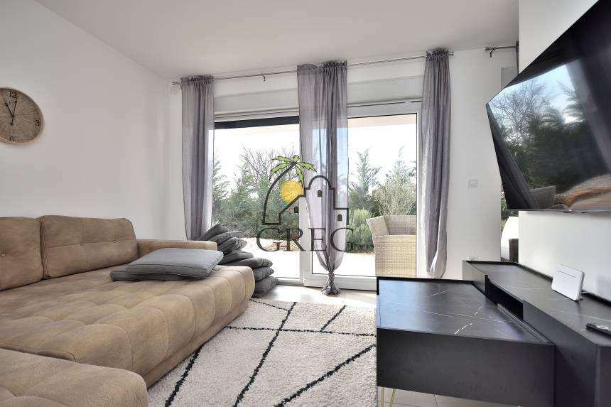 Croatia, North Dalmatia,  - Semi-detached house, for sale