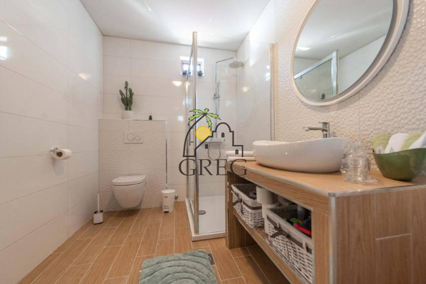 Croatia, North Dalmatia, Sukošan - House, for sale