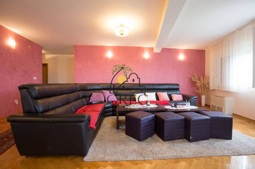 Chorwacja, Dalmacja Północna,  - Apartamentowiec, na sprzedaż