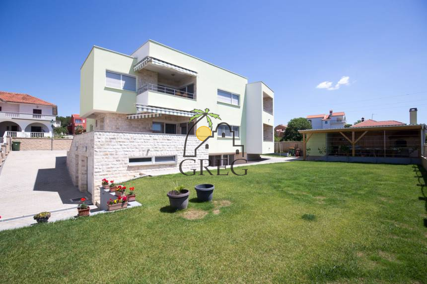 Chorwacja, Dalmacja Północna,  - Apartamentowiec, na sprzedaż
