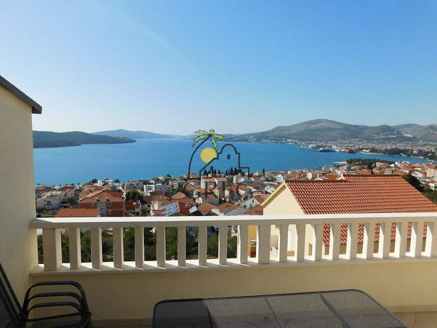 Croatia, Island of Ciovo,  - Apartment, for sale