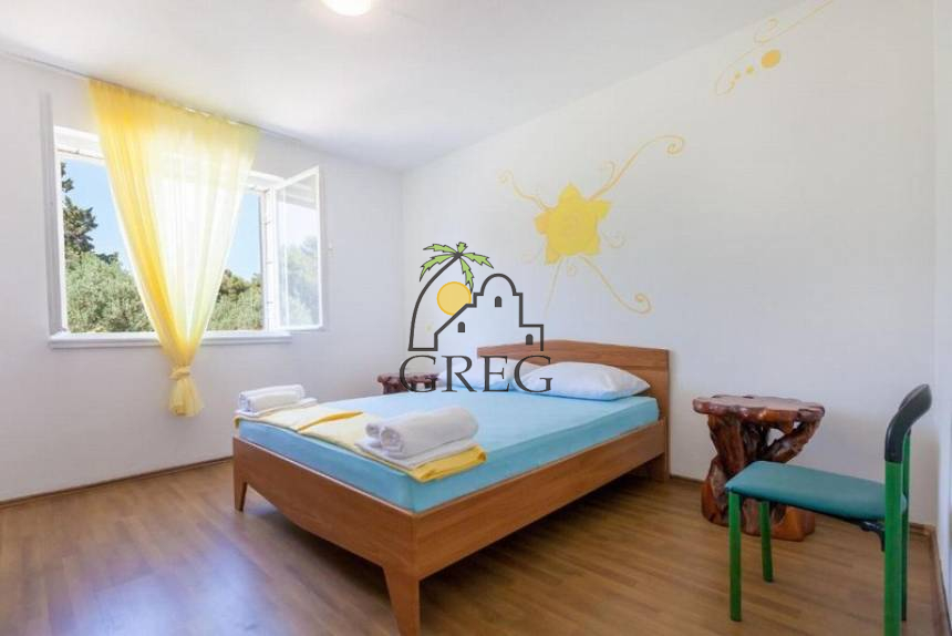 Croatia, Island of Brač,  - House, for sale