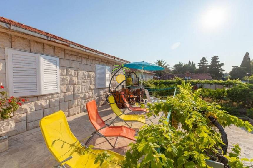Croatia, Island of Brač,  - House, for sale