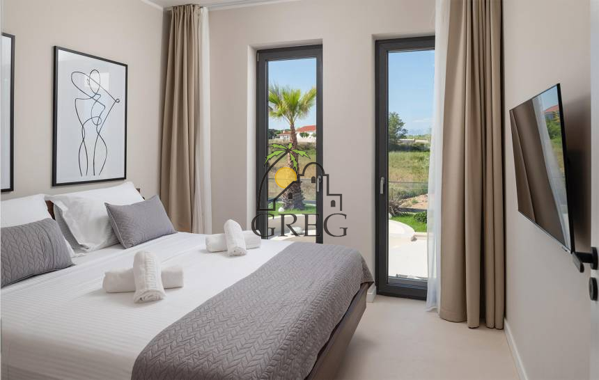 Croatia, North Dalmatia,  - House, for sale