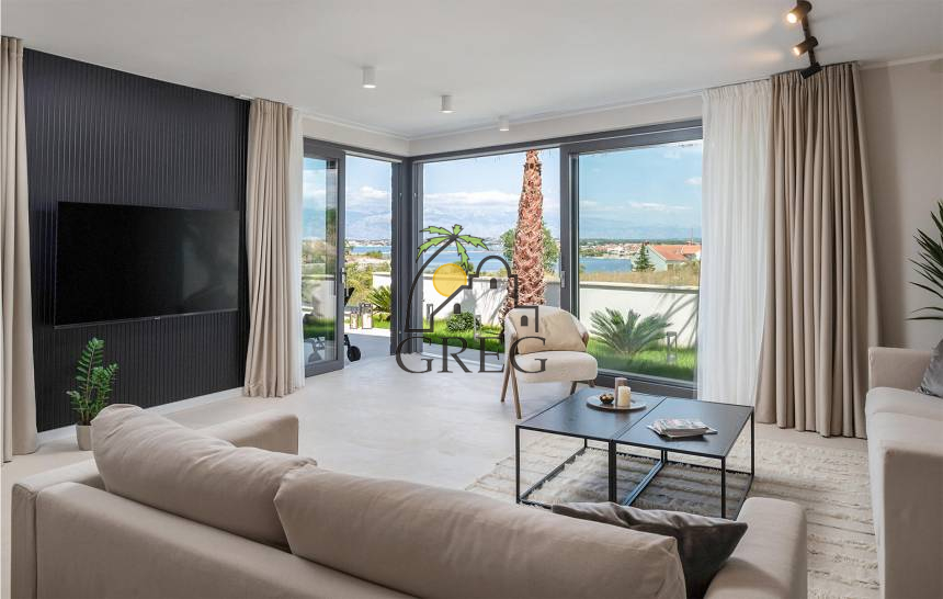 Croatia, North Dalmatia,  - House, for sale