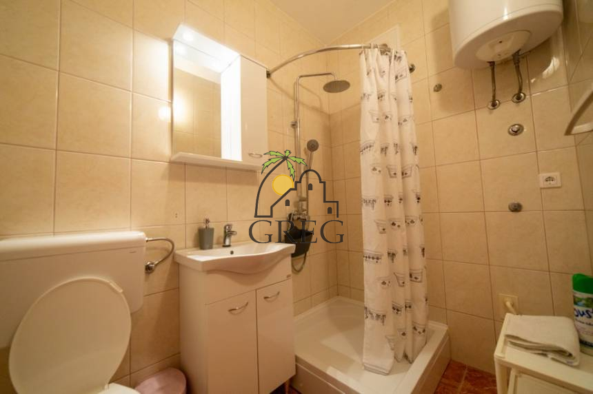 Chorwacja, Dalmacja Środkowa,  - Apartamentowiec, na sprzedaż