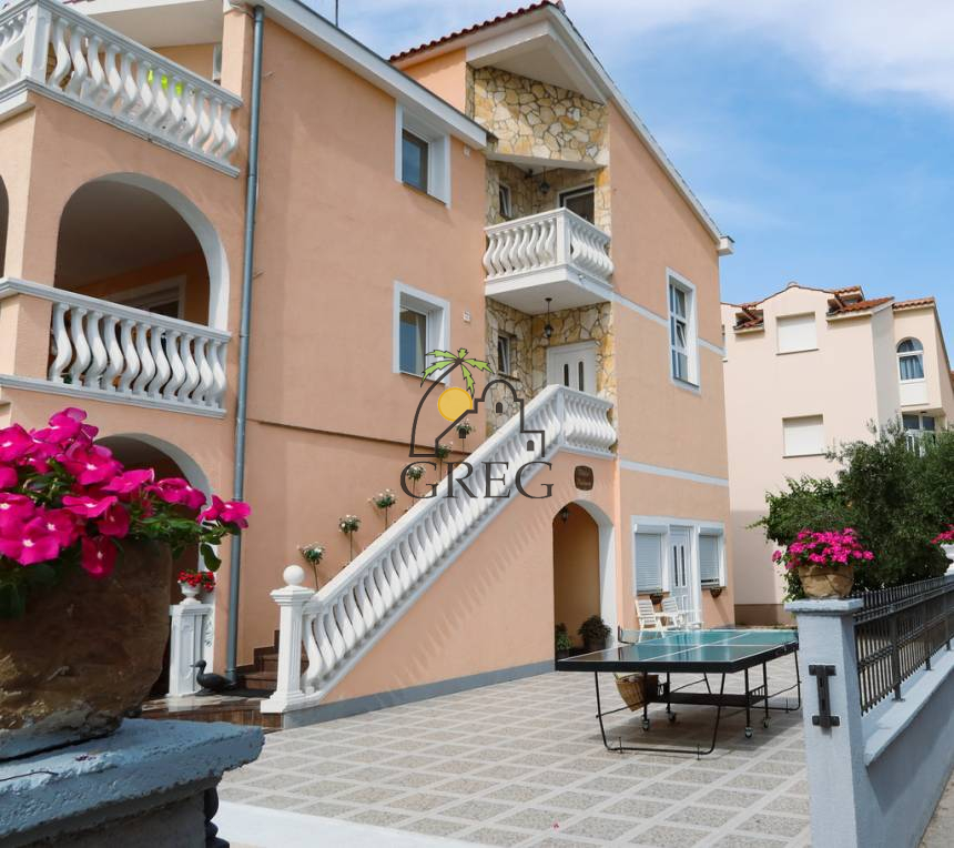 Croatia, North Dalmatia, Vodice - Apartment building, for sale