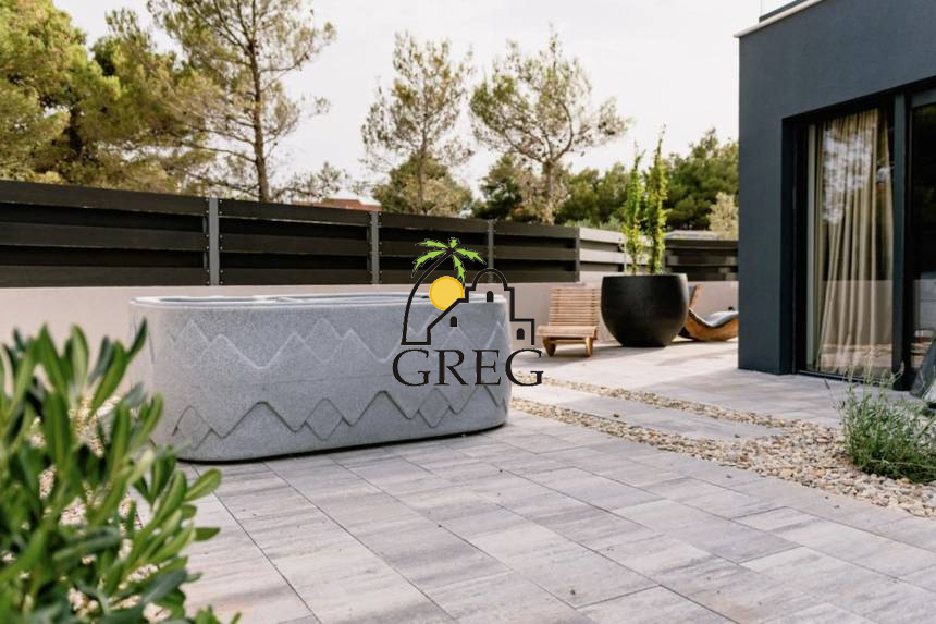 Croatia, North Dalmatia,  - House, for sale