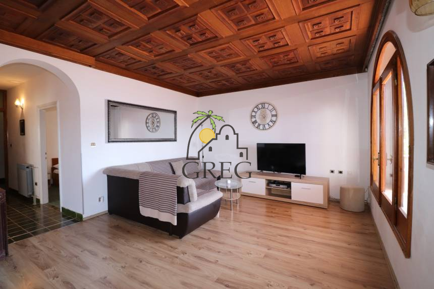 Chorwacja, Dalmacja Środkowa,  - Apartamentowiec, na sprzedaż