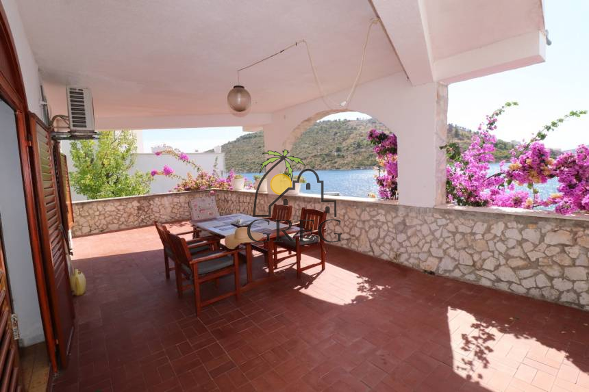 Chorwacja, Dalmacja Środkowa,  - Apartamentowiec, na sprzedaż