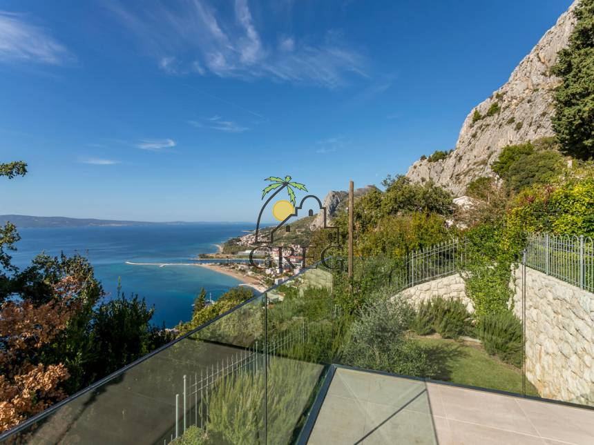 Croatia, Middle Dalmatia,  - House, for sale