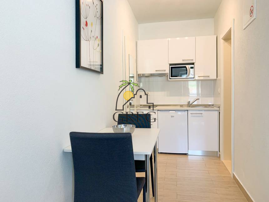 Chorwacja, Dalmacja Środkowa,  - Apartamentowiec, na sprzedaż