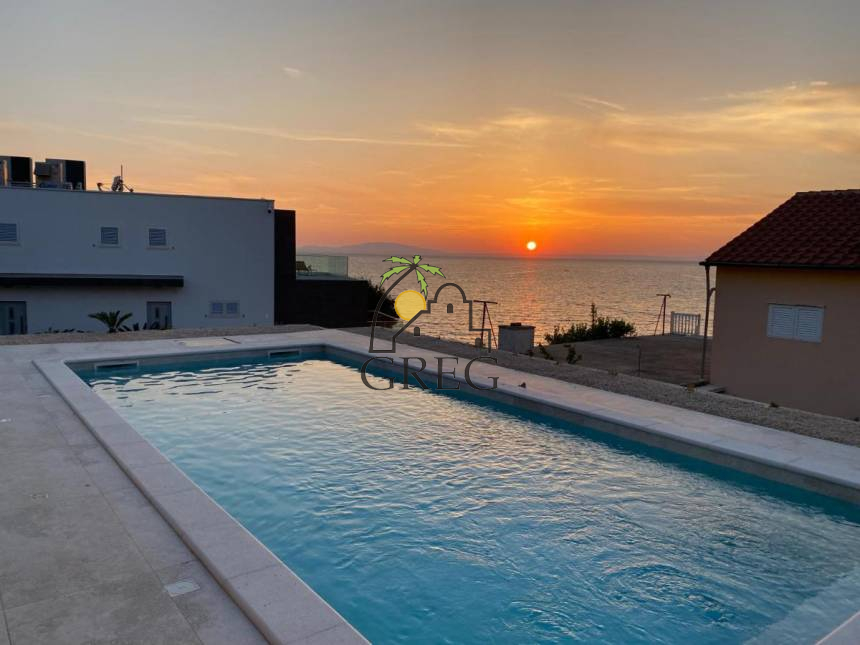 Croatia, Island of Pag,  - House, for sale