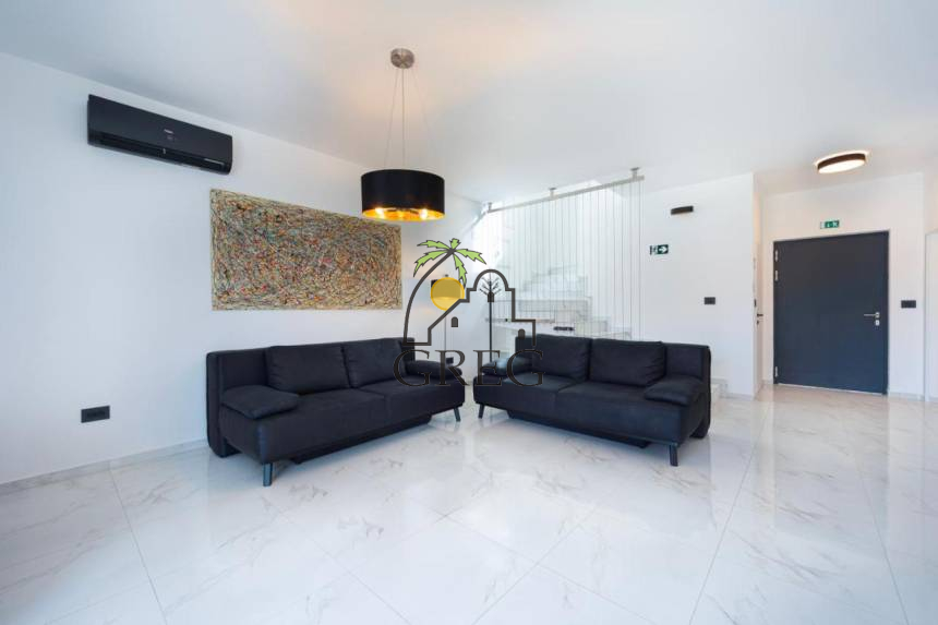 Croatia, Island of Pag,  - House, for sale