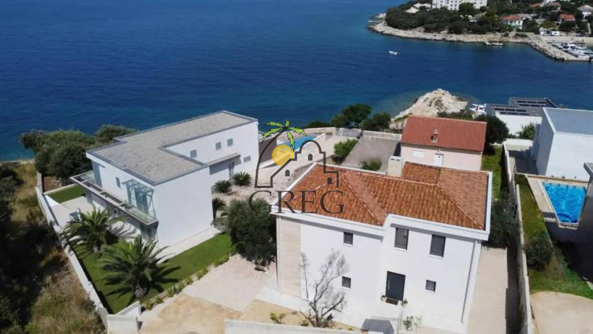 Croatia, Island of Pag,  - House, for sale