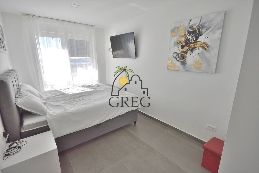 Croatia, North Dalmatia, Vodice - Semi-detached house, for sale