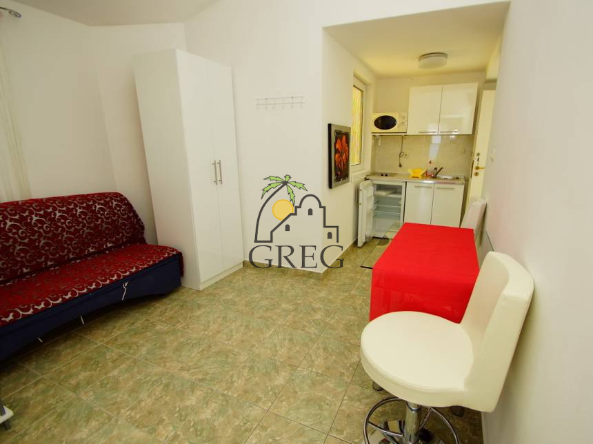 Croatia, North Dalmatia,  - Apartment building, for sale