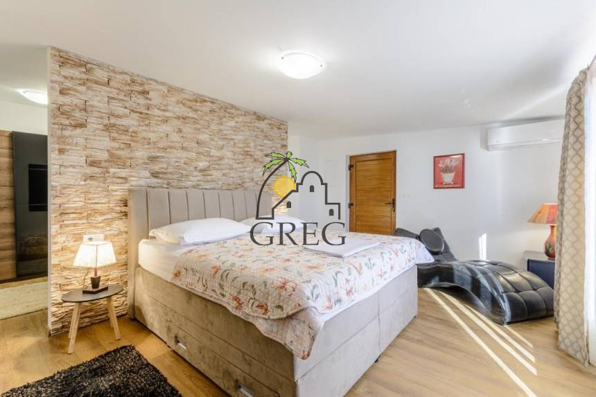 Chorwacja, Dalmacja Środkowa,  - Dom, na sprzedaż