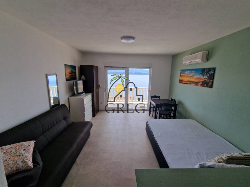 Chorwacja, Dalmacja Środkowa,  - Apartamentowiec, na sprzedaż