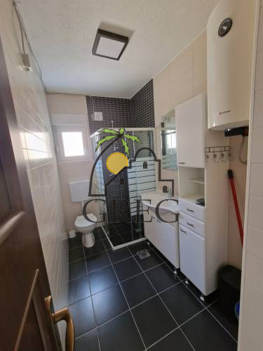 Chorwacja, Dalmacja Środkowa,  - Apartamentowiec, na sprzedaż