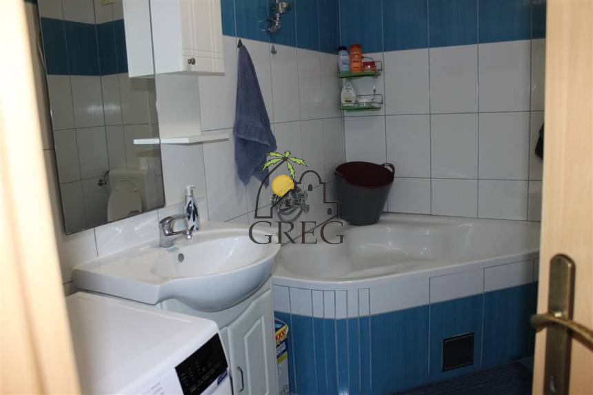 Croatia, Middle Dalmatia,  - Apartment, for sale