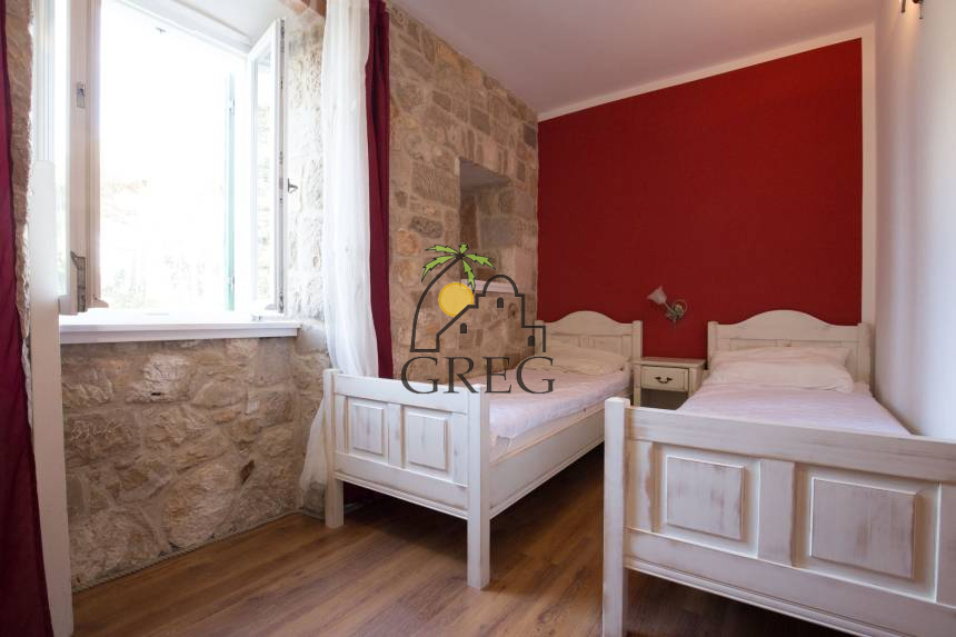 Croatia, North Dalmatia,  - Townhouse, for sale