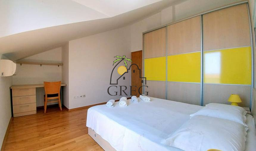 Croatia, Middle Dalmatia,  - Apartment, for sale