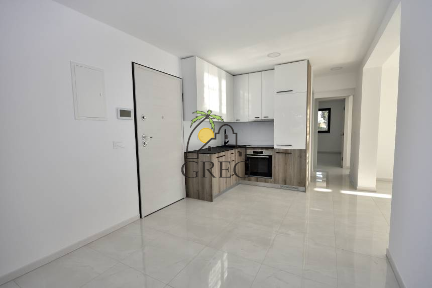 Croatia, North Dalmatia, Vodice - Apartment, for sale